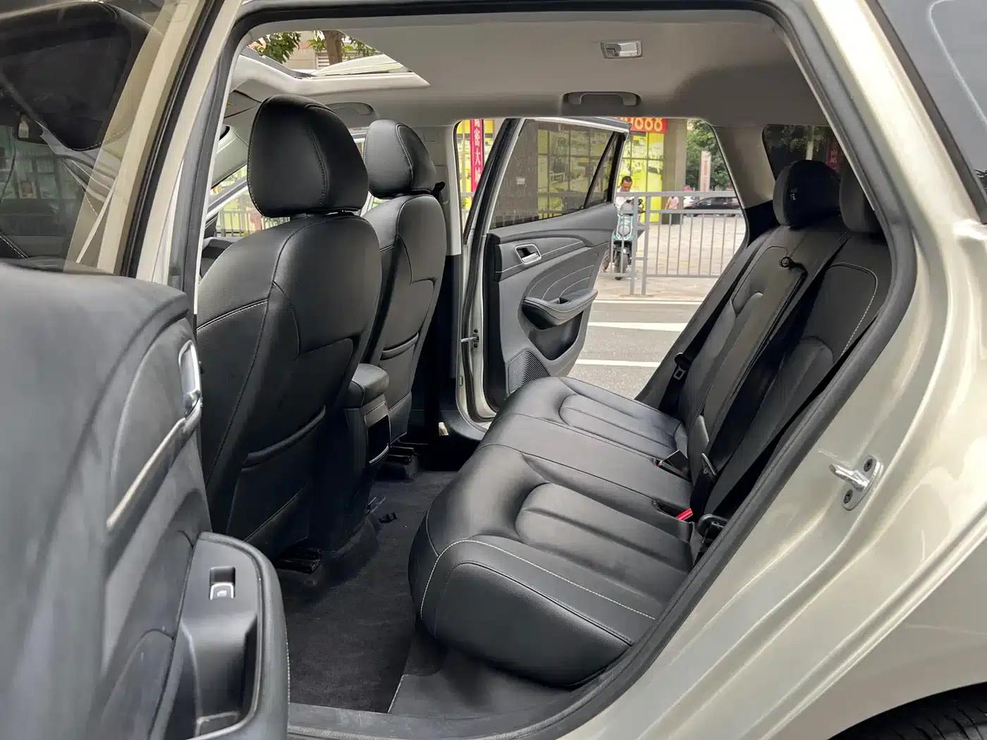 Roewe Ei5 2018 Internet Luxury Edition — миниатюра 12