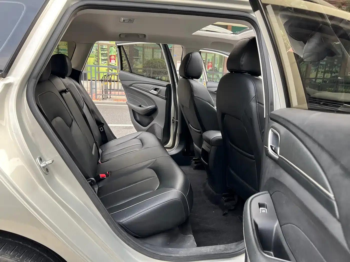 Roewe Ei5 2018 Internet Luxury Edition — миниатюра 13