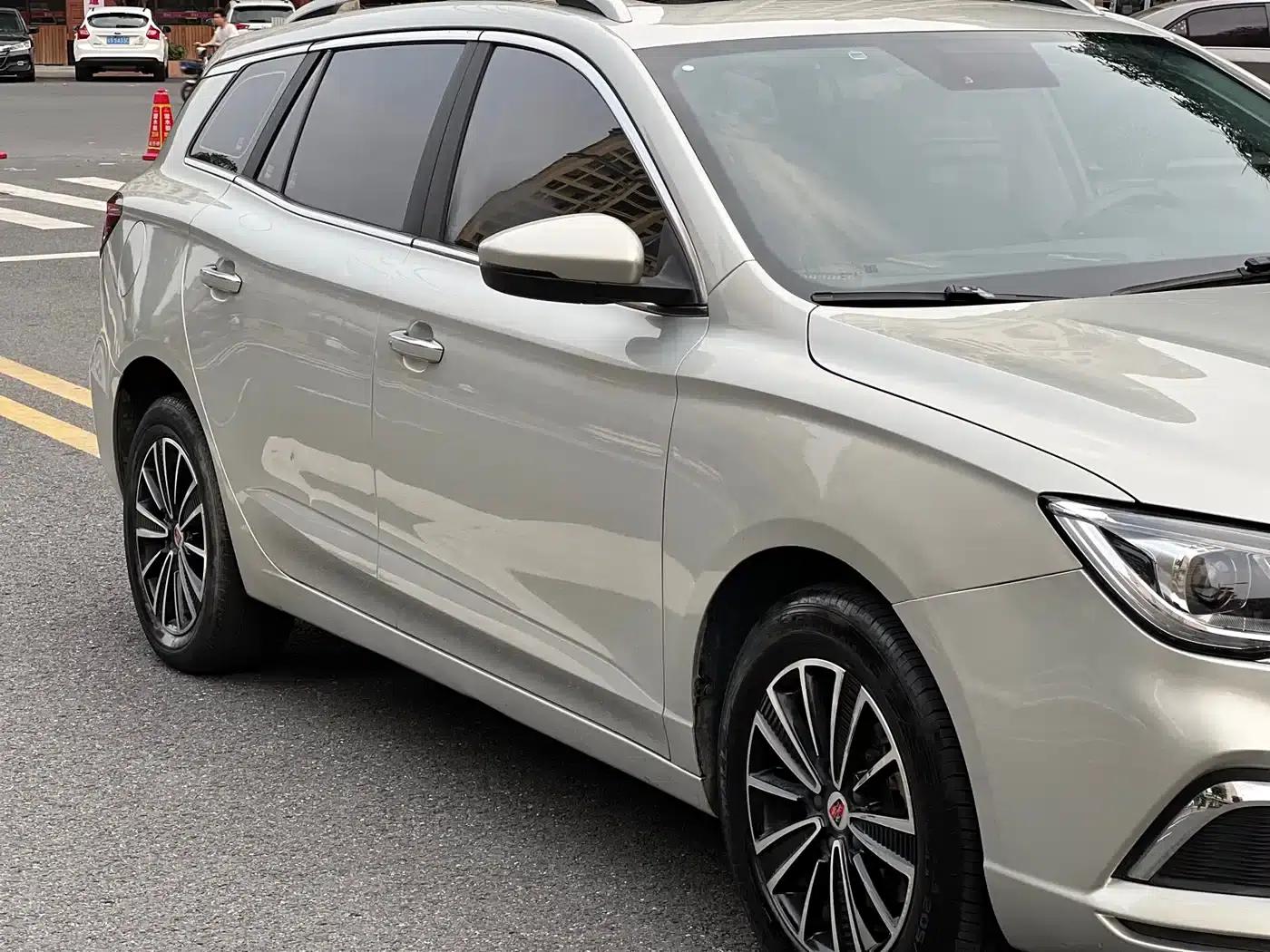 Roewe Ei5 2018 Internet Luxury Edition — миниатюра 9