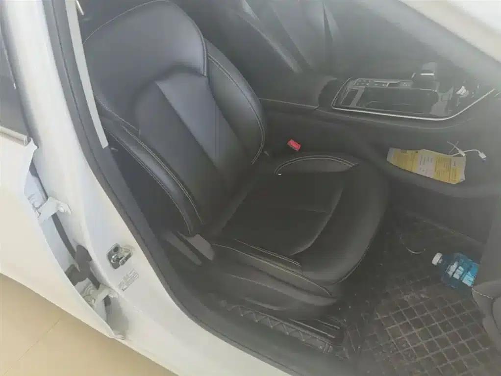 Roewe i6 MAX New Energy 2020 1.5T PHEV Cool Edition — миниатюра 25