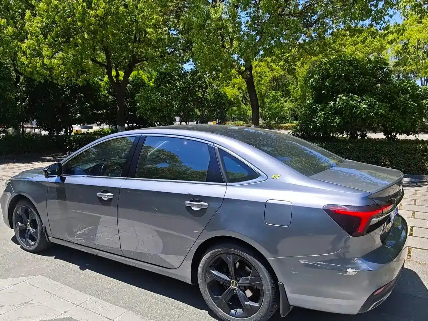 Roewe i6 MAX 2020 300TGI Automatic Cool Panoramic Sunroof Edition — миниатюра 6