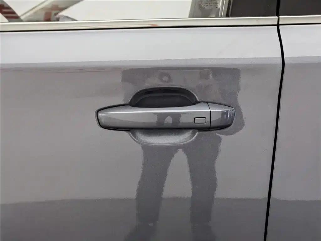 Roewe i6 MAX 2020 300TGI Automatic Cool and Intelligent Driving Edition — миниатюра 18