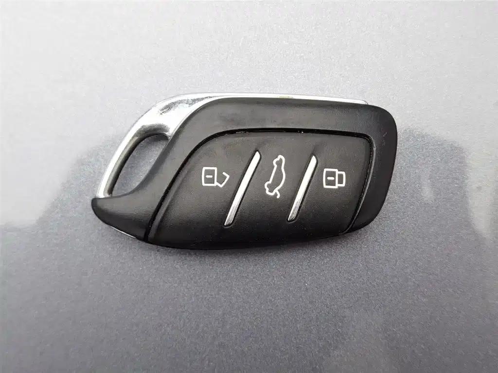 Roewe i6 MAX 2020 300TGI Automatic Cool and Intelligent Driving Edition — миниатюра 19