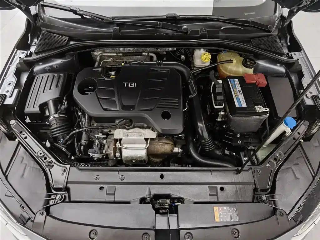 Roewe i6 MAX 2020 300TGI Automatic Cool and Intelligent Driving Edition — миниатюра 6