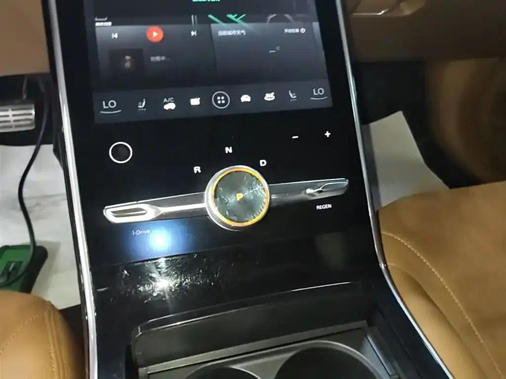 Roewe MARVEL X 2018 All-Wheel Drive Edition — миниатюра 14