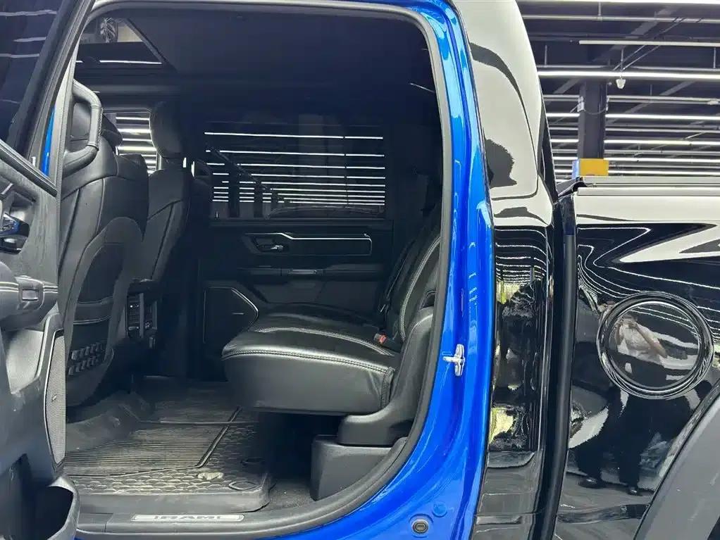 RAM Trucks Tyrannosaurus Rex 2022 6.2T US Spec — миниатюра 7