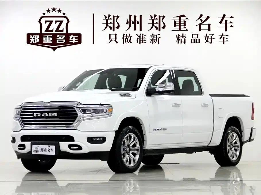 RAM Trucks 2024 5.7L Canadian Spec — миниатюра 1