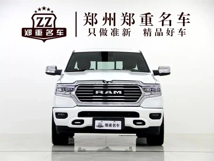 RAM Trucks 2024 5.7L Canadian Spec — миниатюра 2
