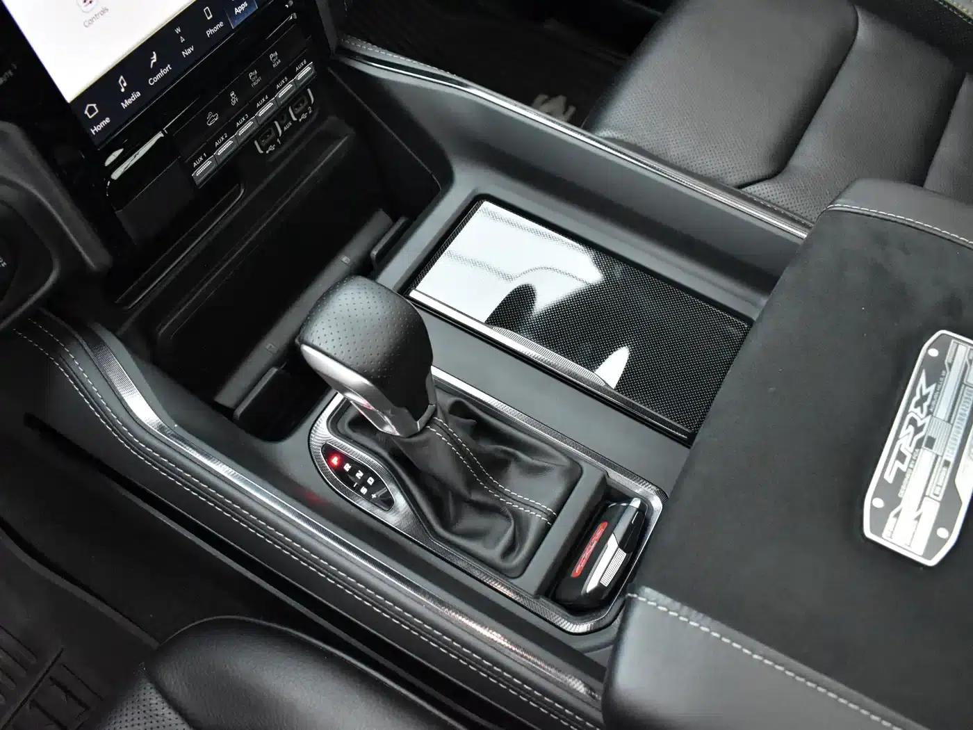 RAM Trucks Tyrannosaurus Rex 2022 6.2T Canadian Spec — миниатюра 12