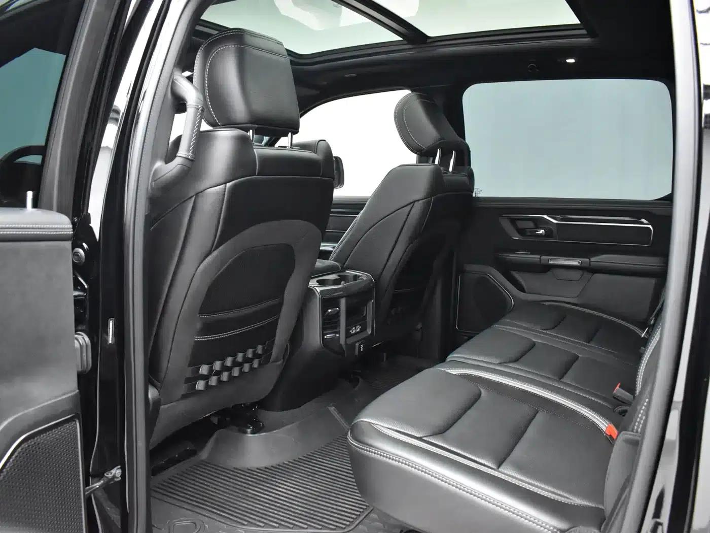 RAM Trucks Tyrannosaurus Rex 2022 6.2T Canadian Spec — миниатюра 19