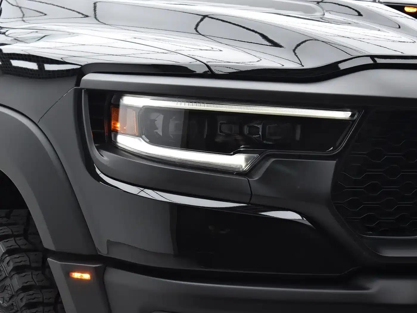 RAM Trucks Tyrannosaurus Rex 2022 6.2T Canadian Spec — миниатюра 4