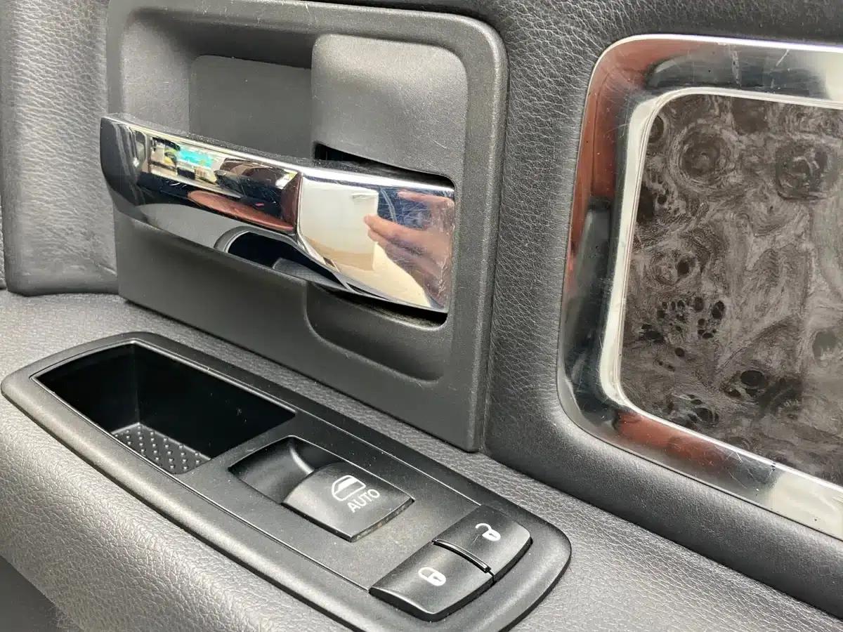 RAM Trucks 2013 1500 5.7L — миниатюра 14