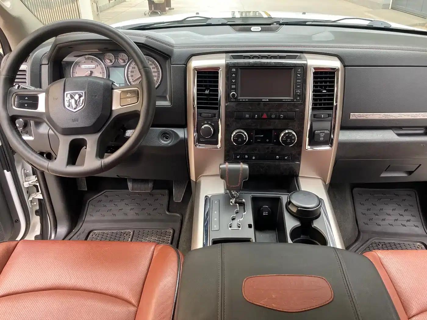 RAM Trucks 2013 1500 5.7L — миниатюра 15