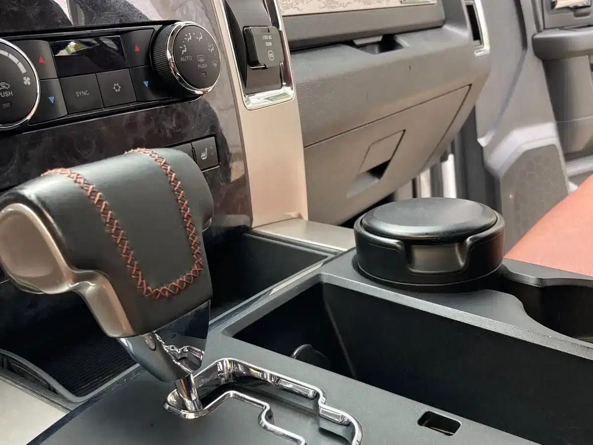 RAM Trucks 2013 1500 5.7L — миниатюра 18