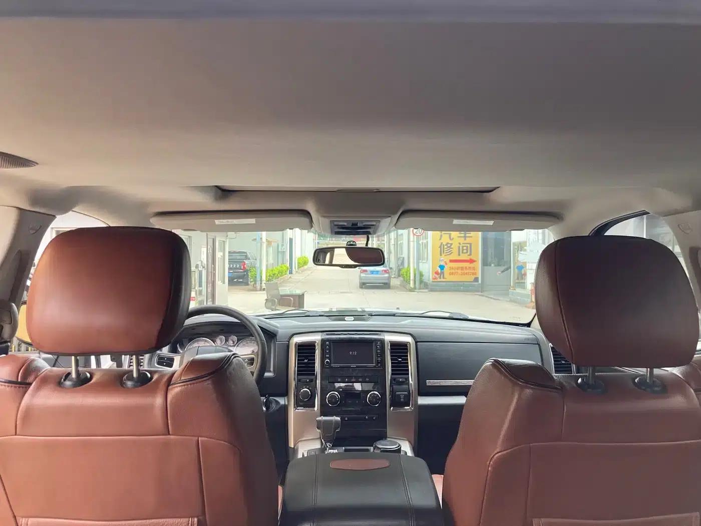 RAM Trucks 2013 1500 5.7L — миниатюра 22