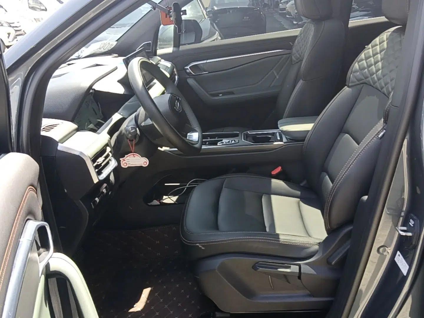 Geely Auto Haoyue L 2023 2.0T DCT Luxury Version — миниатюра 13