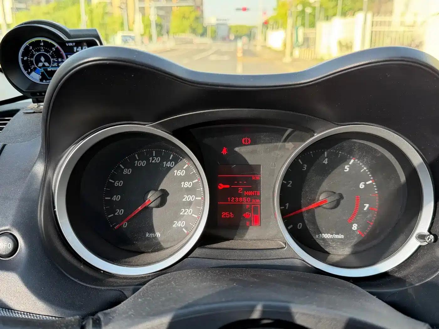 Lancer EX 2015 1.8L Manual Elite Edition (National IV Emission Standard) — миниатюра 12