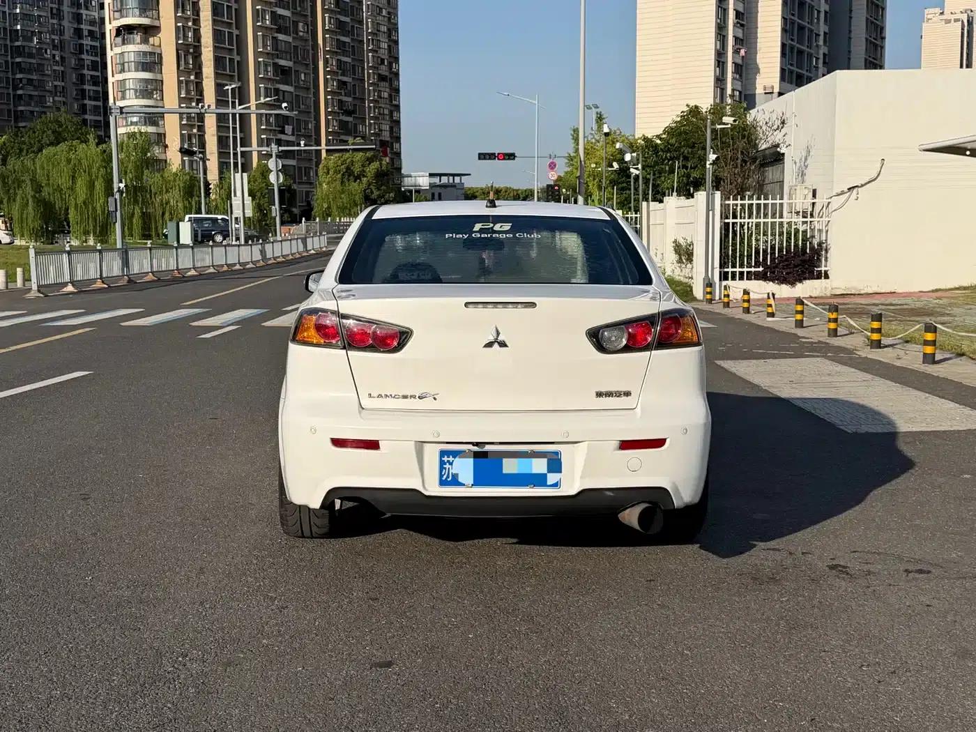 Lancer EX 2015 1.8L Manual Elite Edition (National IV Emission Standard) — миниатюра 4
