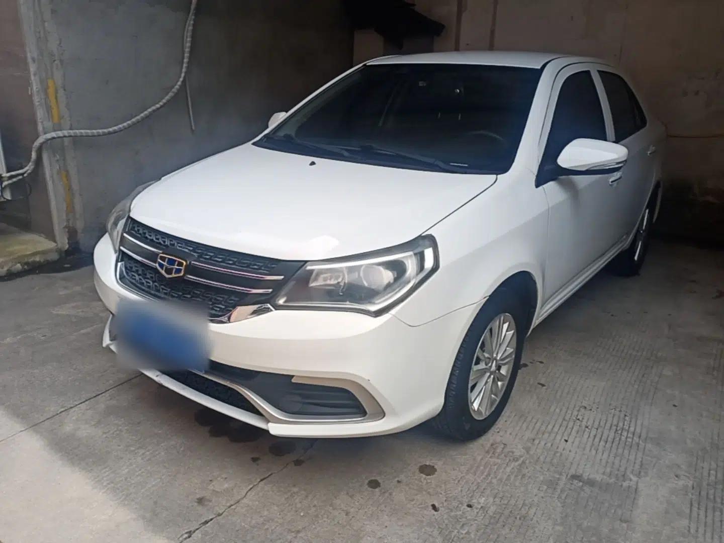 Geely Auto Diamond 2016 1.5L Manual Entry-Level Trim — миниатюра 1