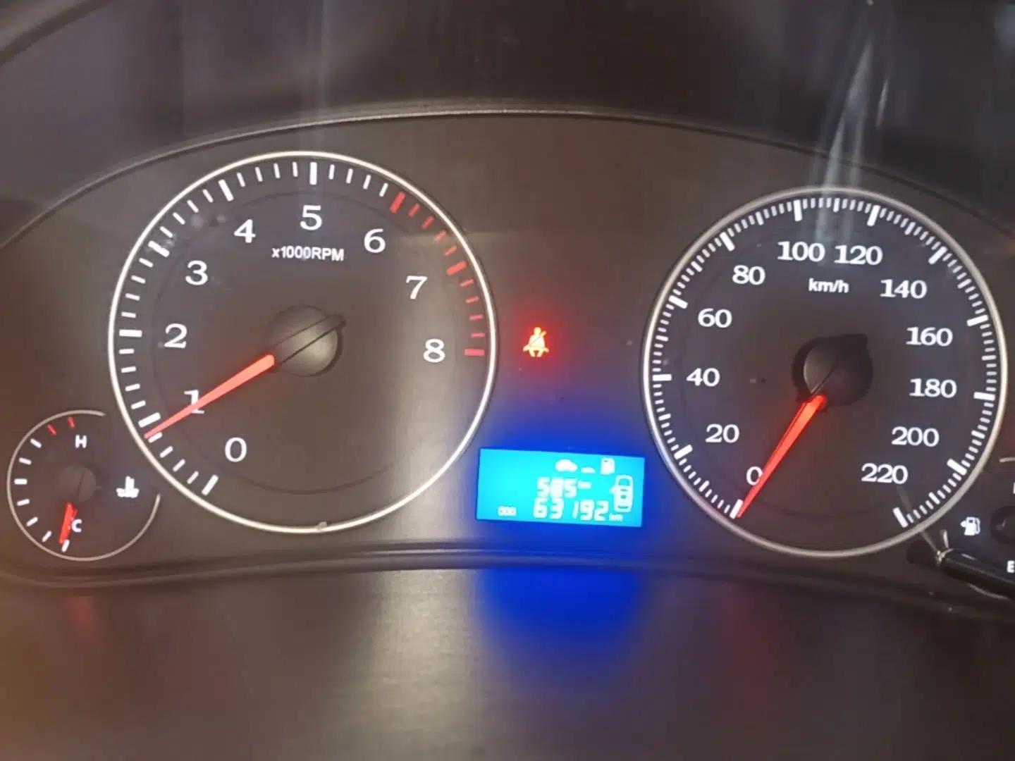 Geely Auto Diamond 2016 1.5L Manual Entry-Level Trim — миниатюра 15