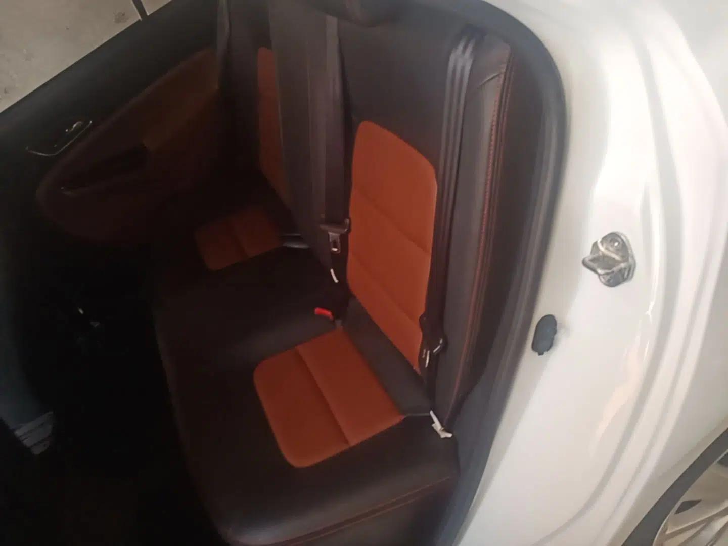 Geely Auto Diamond 2016 1.5L Manual Entry-Level Trim — миниатюра 20