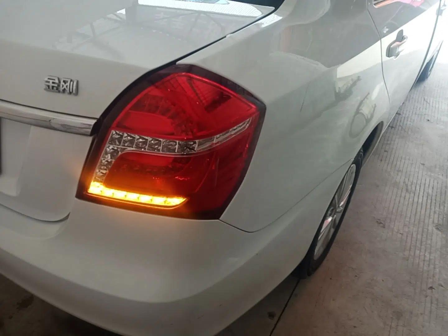 Geely Auto Diamond 2016 1.5L Manual Entry-Level Trim — миниатюра 7