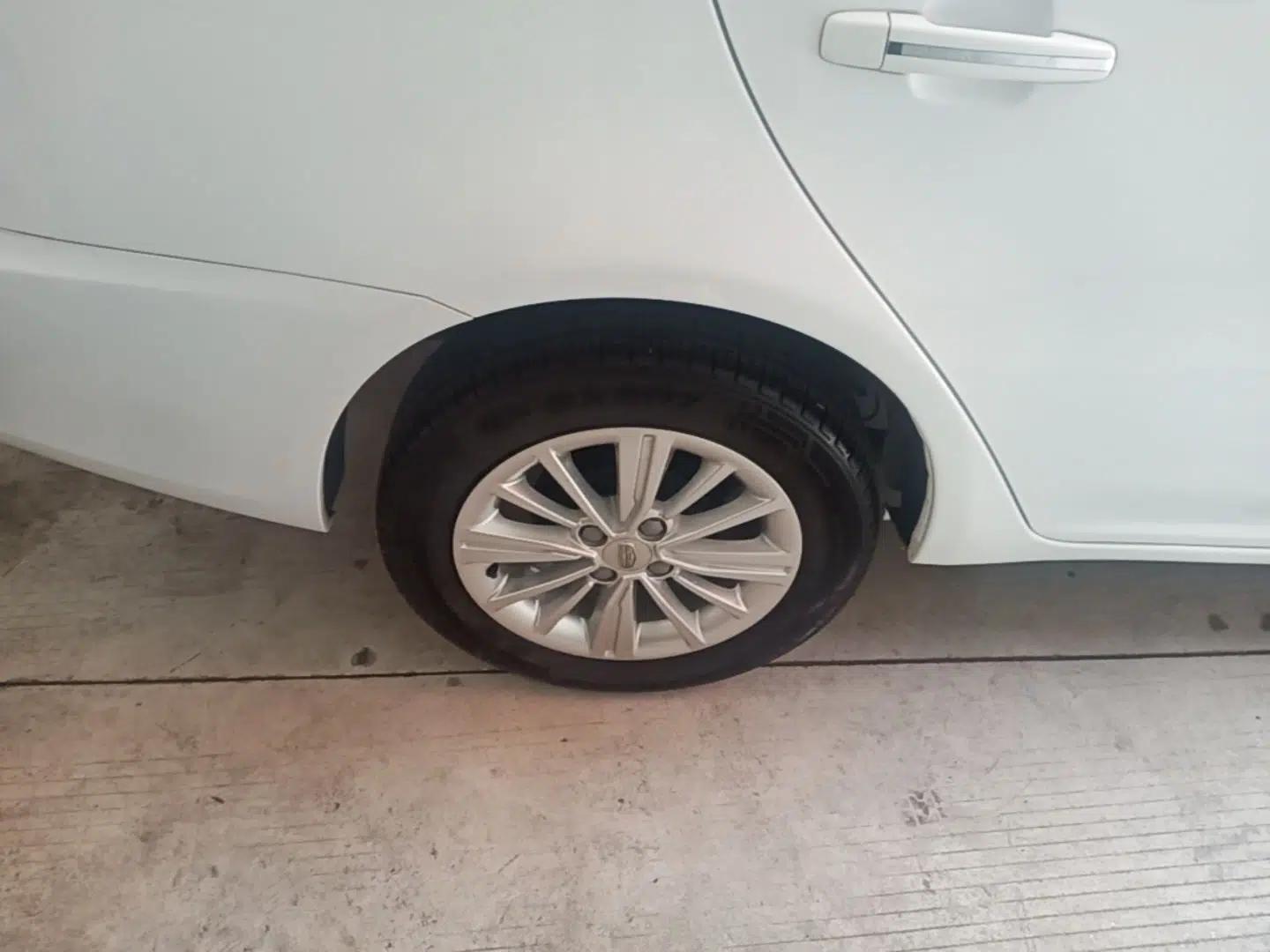 Geely Auto Diamond 2016 1.5L Manual Entry-Level Trim — миниатюра 10