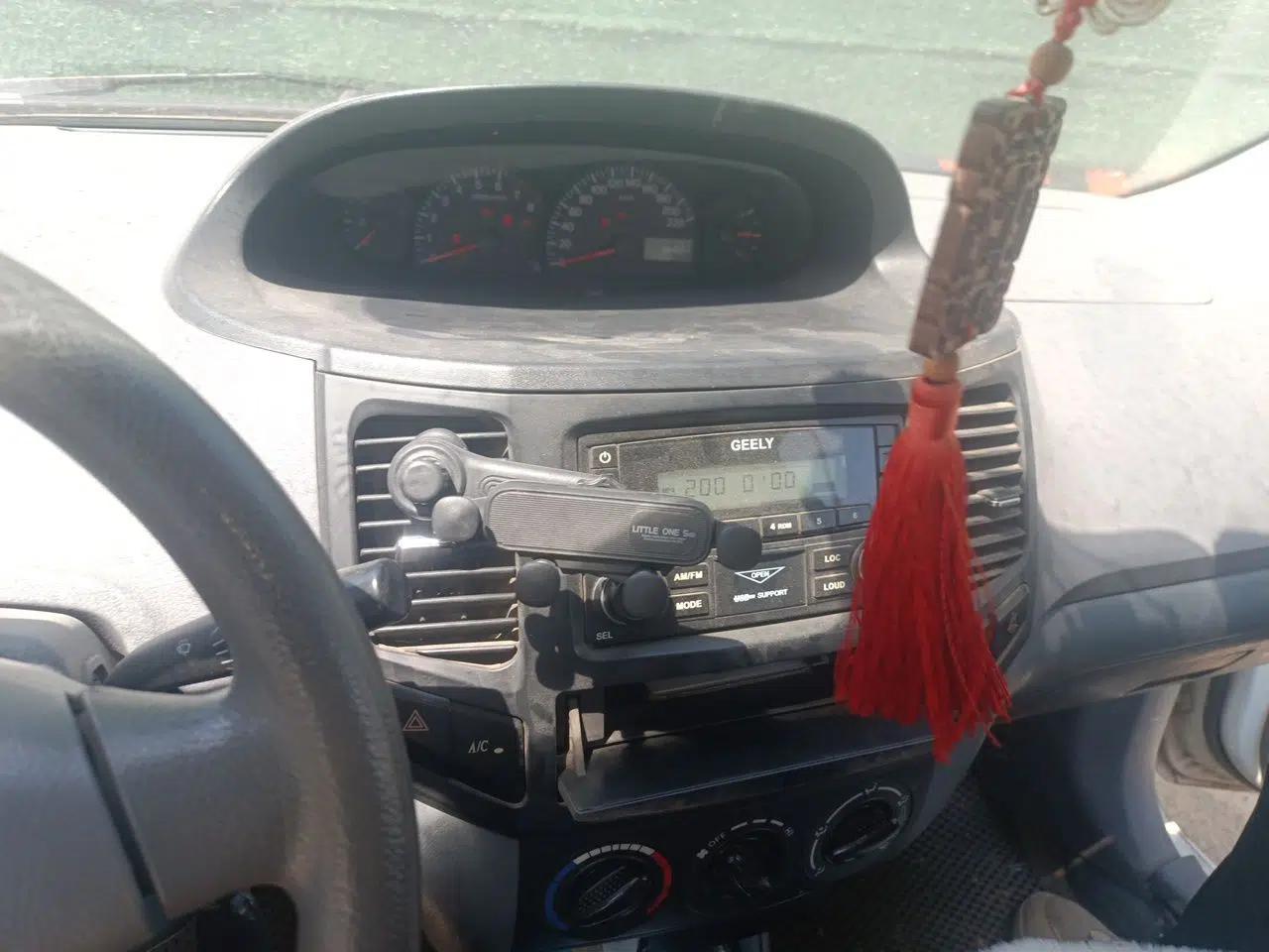 Geely Auto Diamond 2013 1.5L Manual Entry-Level Model — миниатюра 14