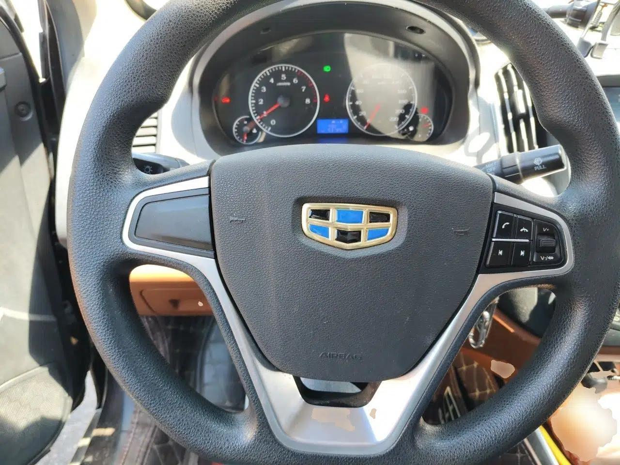 Geely Auto Diamond 2016 1.5L Manual Elite Edition — миниатюра 11