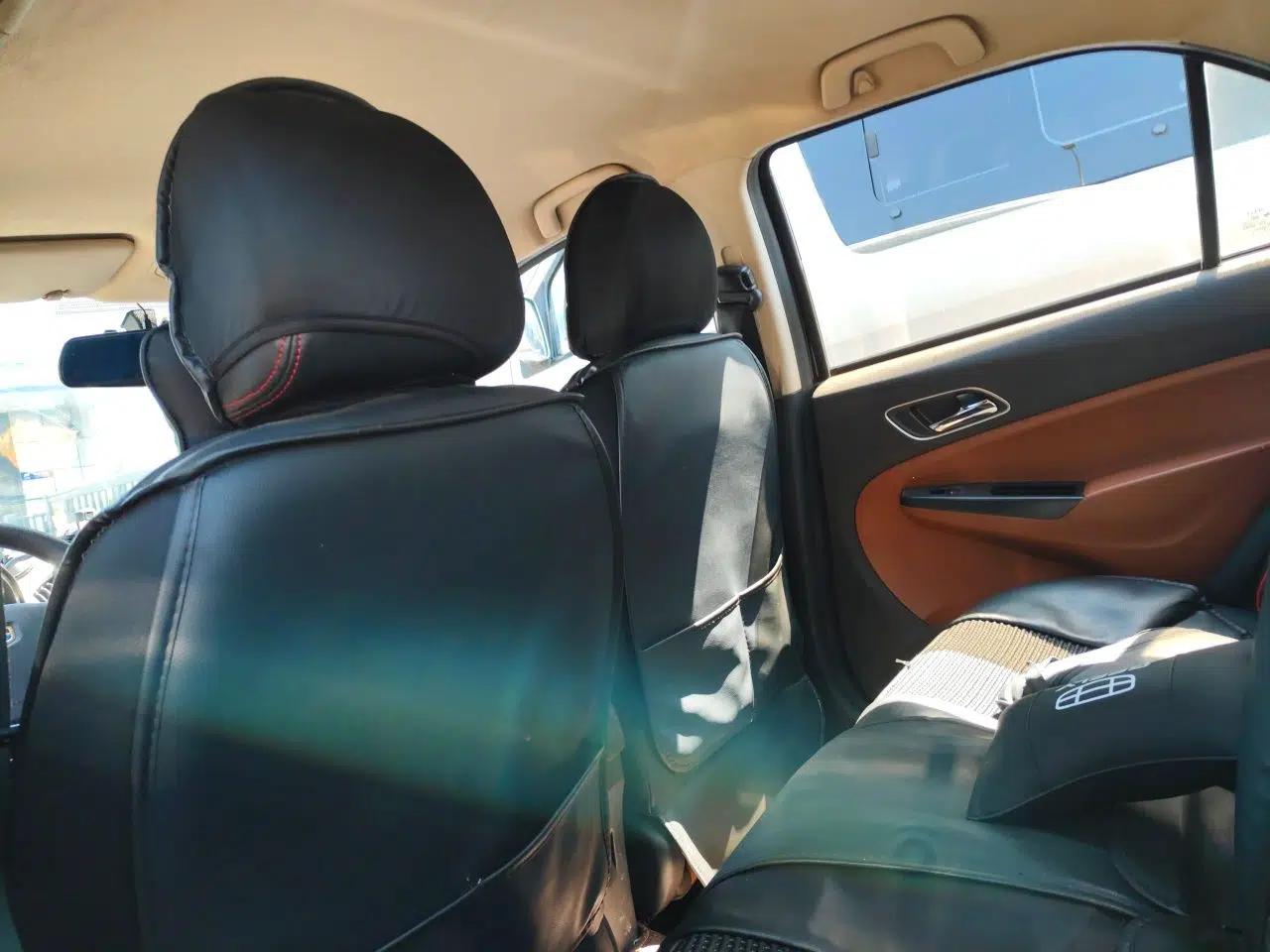 Geely Auto Diamond 2016 1.5L Manual Elite Edition — миниатюра 19