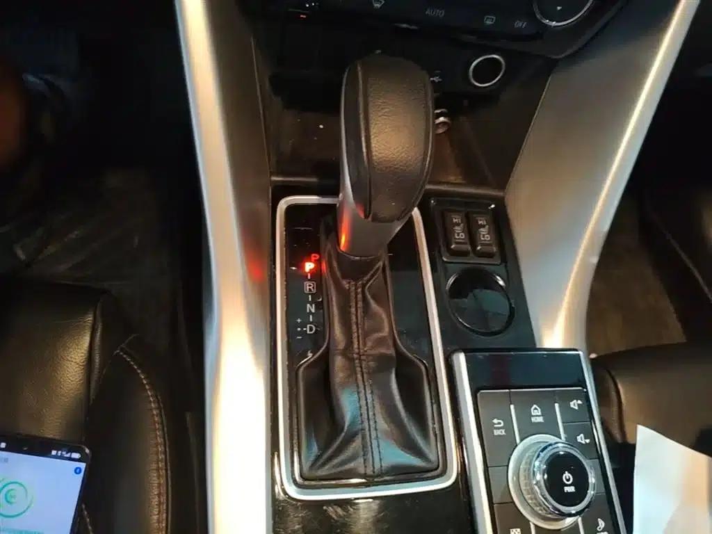 Eclipse Cross 2018 1.5T CVT 2WD Dream Edition — миниатюра 14