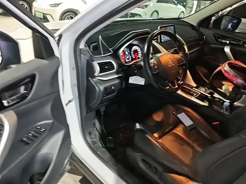 Eclipse Cross 2018 1.5T CVT 2WD Dream Edition — миниатюра 16
