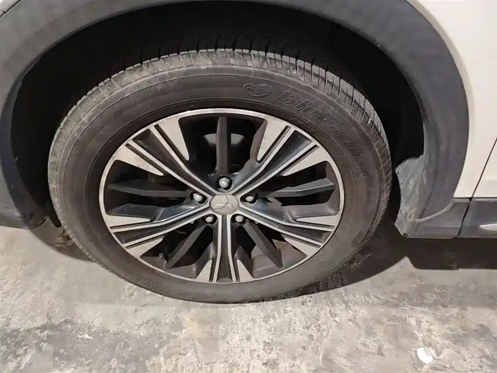 Eclipse Cross 2018 1.5T CVT 2WD Dream Edition — миниатюра 23