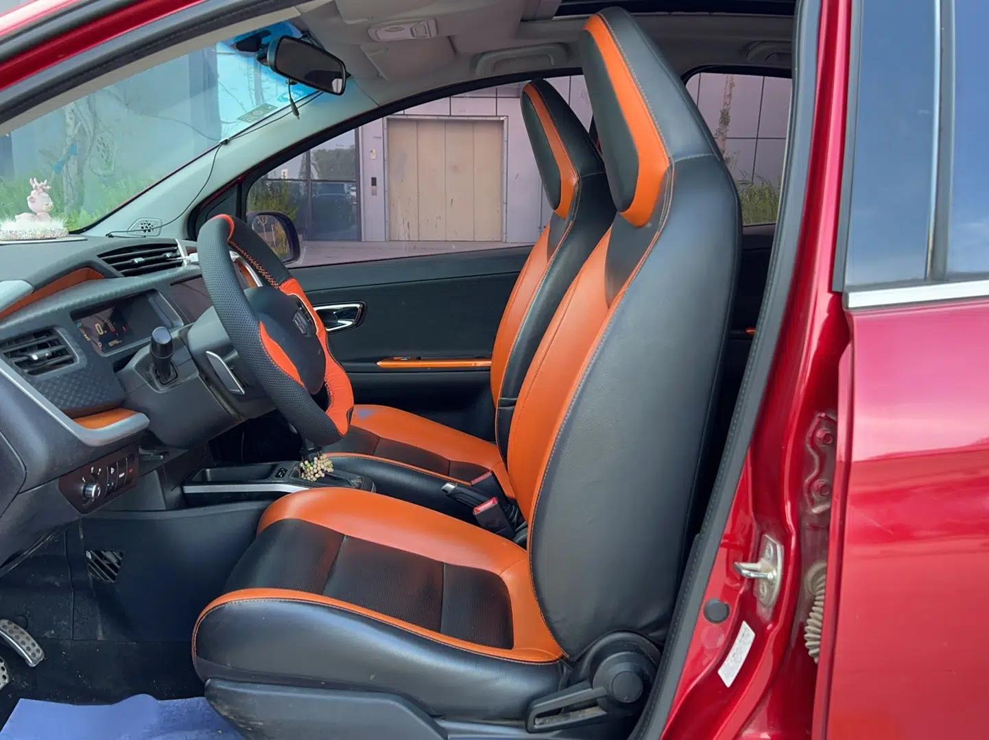 Geely Auto Vision X1 2017 1.3L Automatic Player Edition — миниатюра 15