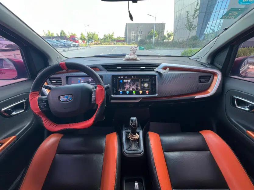 Geely Auto Vision X1 2017 1.3L Automatic Player Edition — миниатюра 18