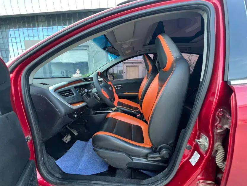 Geely Auto Vision X1 2017 1.3L Automatic Player Edition — миниатюра 19