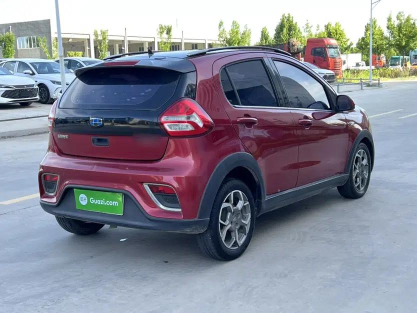 Geely Auto Vision X1 2017 1.3L Automatic Player Edition — миниатюра 8