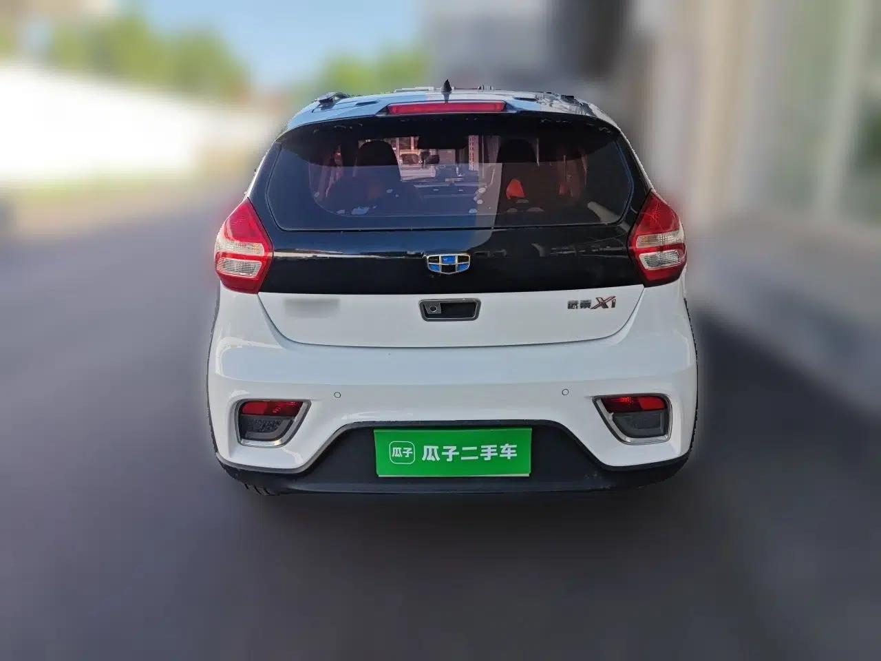 Geely Auto Vision X1 2017 1.3L Automatic Player Edition — миниатюра 5