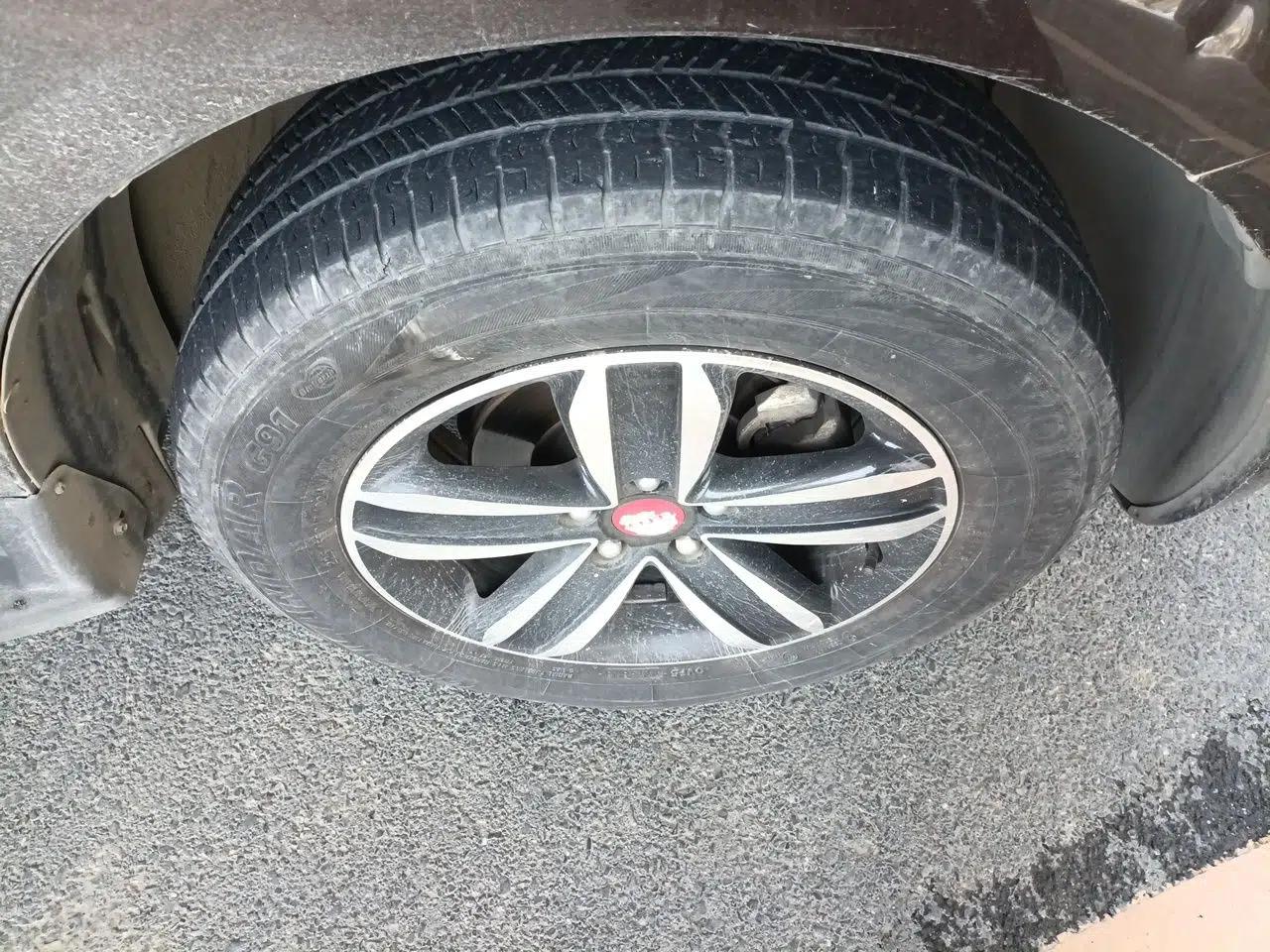 Geely Auto GX7 2014 2.0L Automatic Value Edition — миниатюра 8