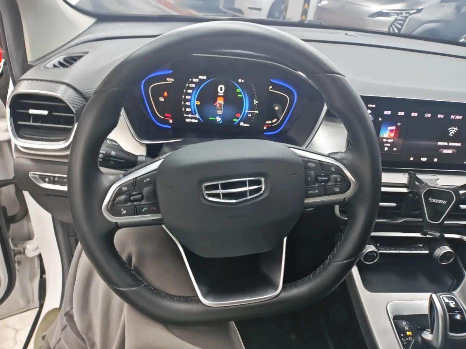 Geely Auto Coolray New Energy 2020 1.5T ePro Super — миниатюра 13