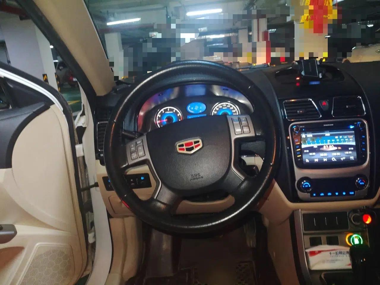 Geely Auto Classic Emgrand 2013 Sedan 1.8L CVT Elite Model — миниатюра 11