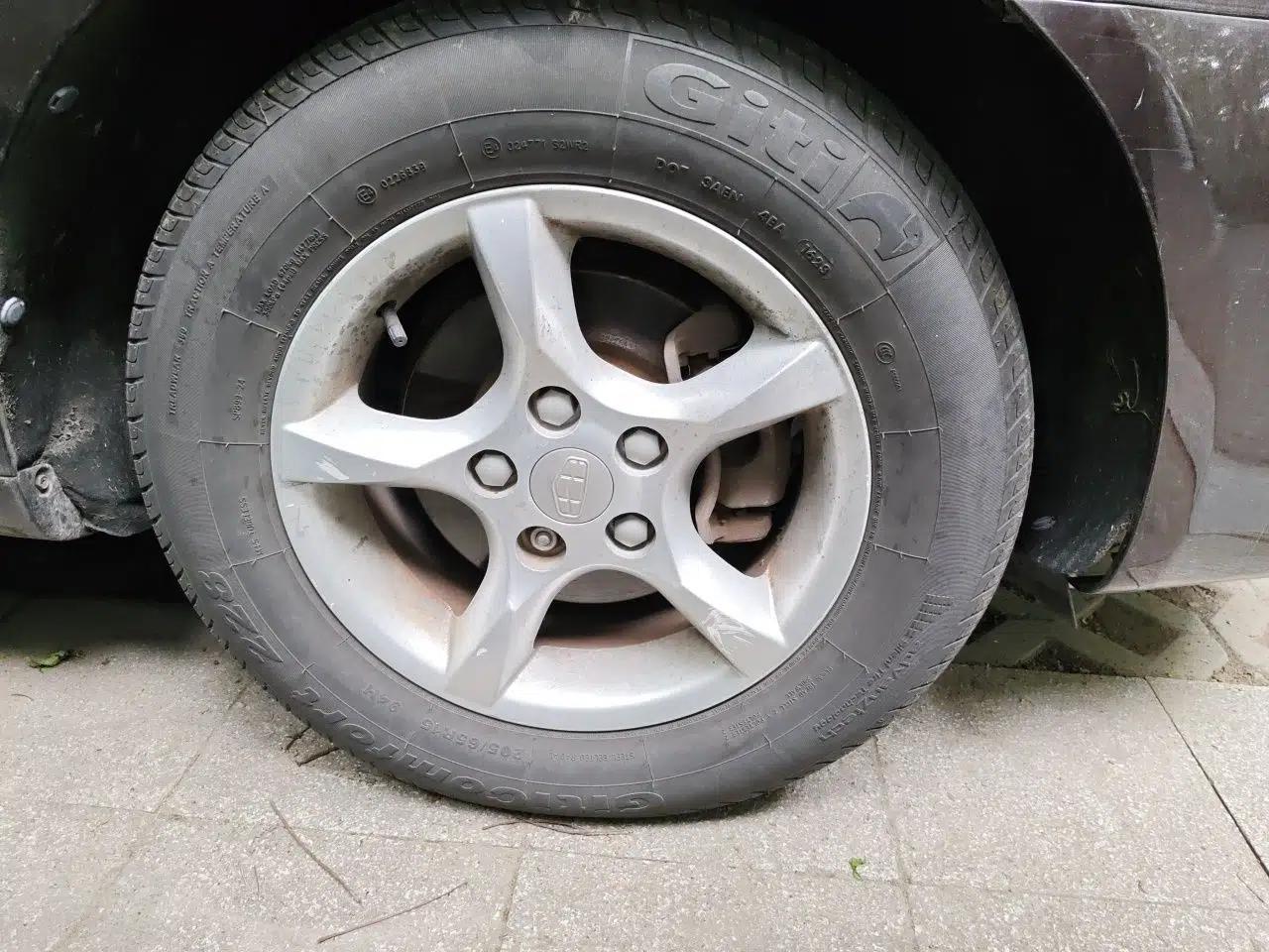 Geely Auto Classic Emgrand 2012 Sedan 1.5L Manual Chao Yue Huimin Model — миниатюра 8