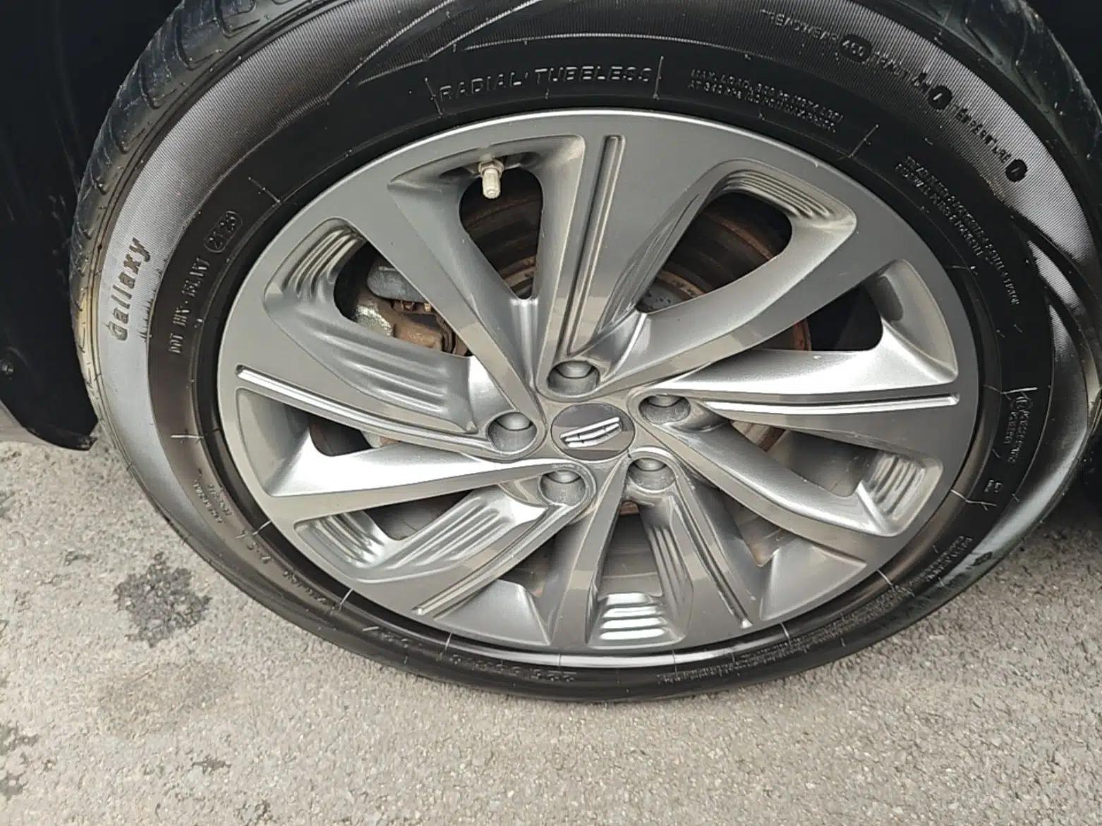Geely Auto Jiajie New Energy 2021 ePro 1.5TD PHEV Comfort Edition — миниатюра 4