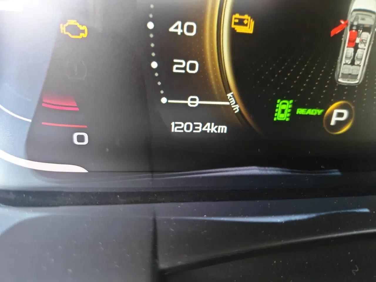 Geely Auto Jiajie New Energy 2019 1.5TD PHEV Deluxe Edition — миниатюра 13