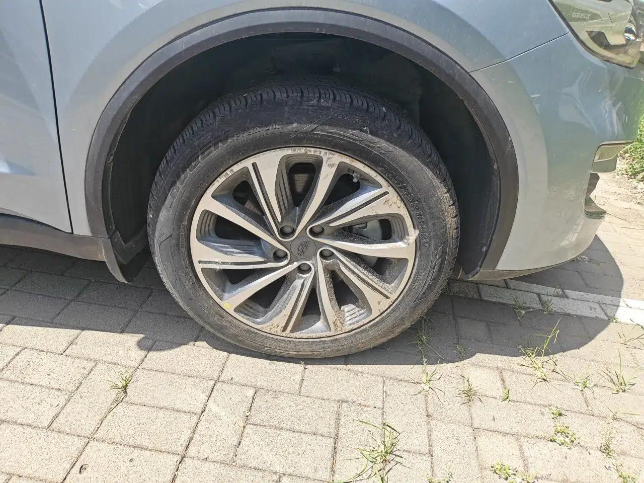Geely Auto Jiajie New Energy 2019 1.5TD PHEV Deluxe Edition — миниатюра 8