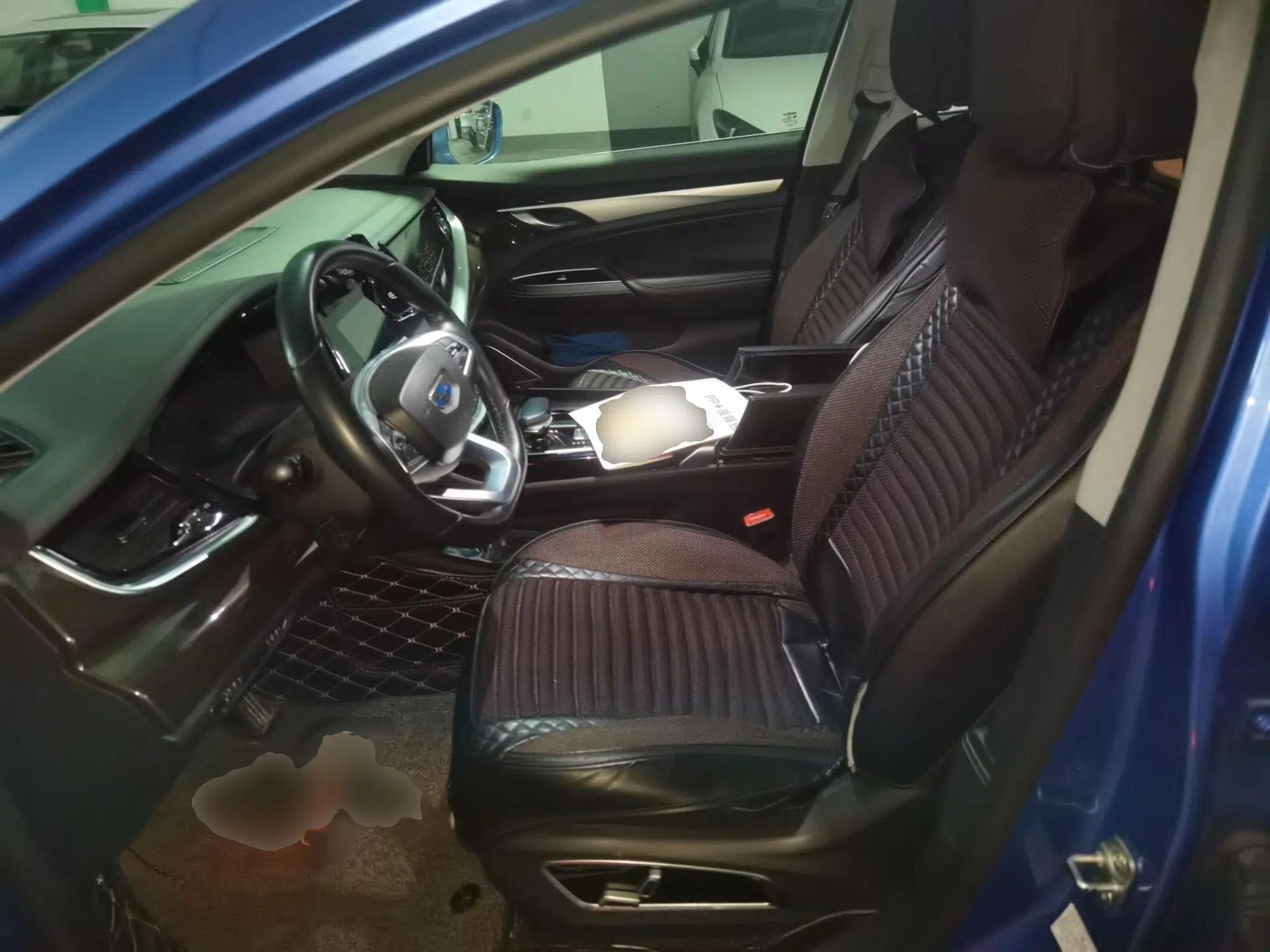 Geely Auto Emgrand GT New Energy 2018 1.5T PHEV Yaoxiang Edition — миниатюра 16