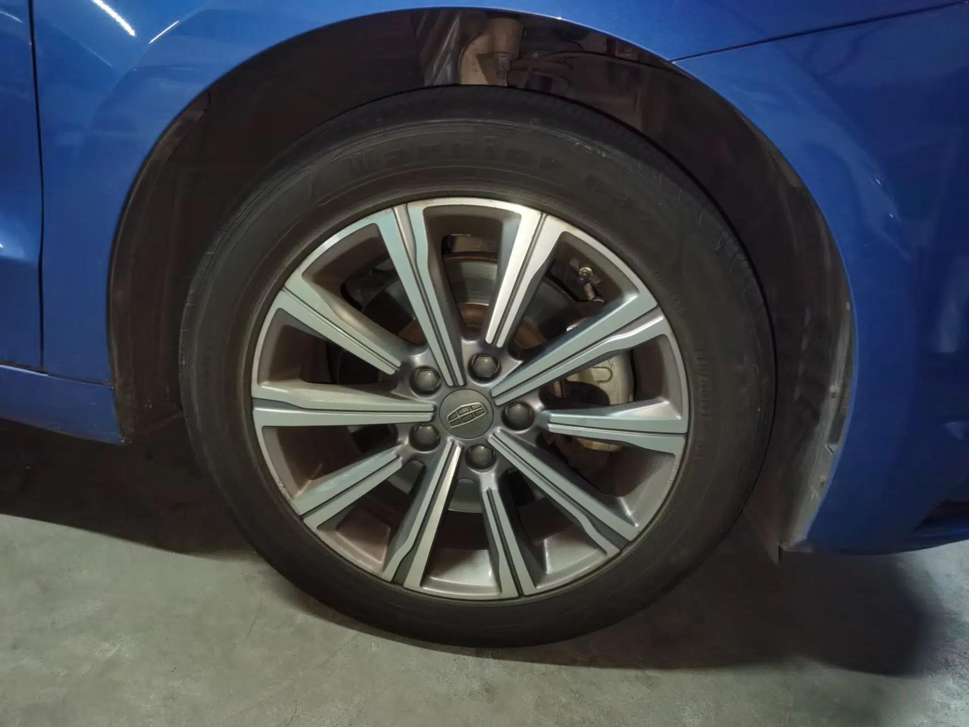 Geely Auto Emgrand GT New Energy 2018 1.5T PHEV Yaoxiang Edition — миниатюра 8
