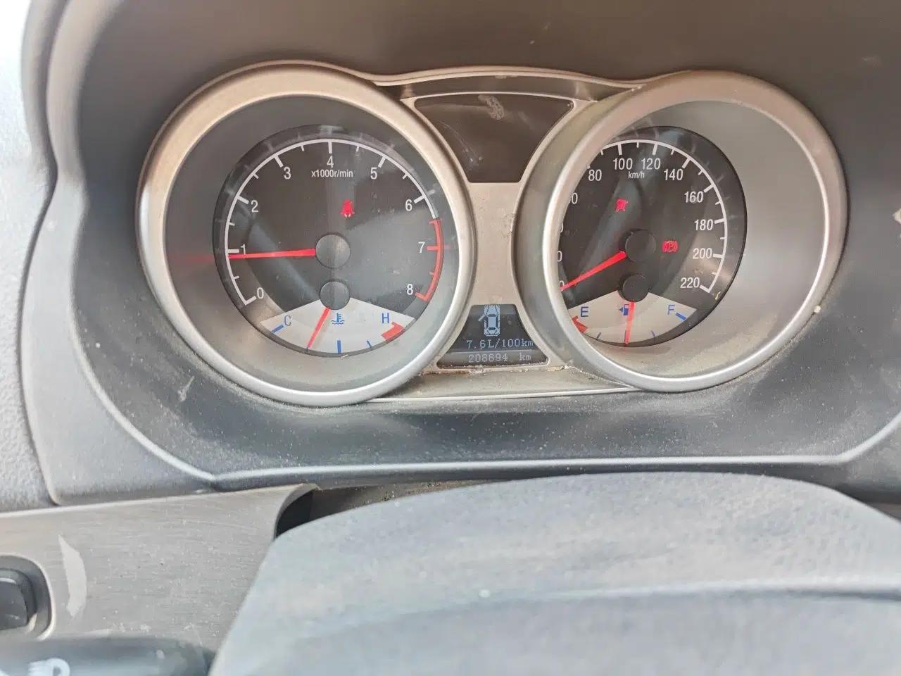 Geely Auto SX7 2013 1.8L Manual Luxury Model — миниатюра 13