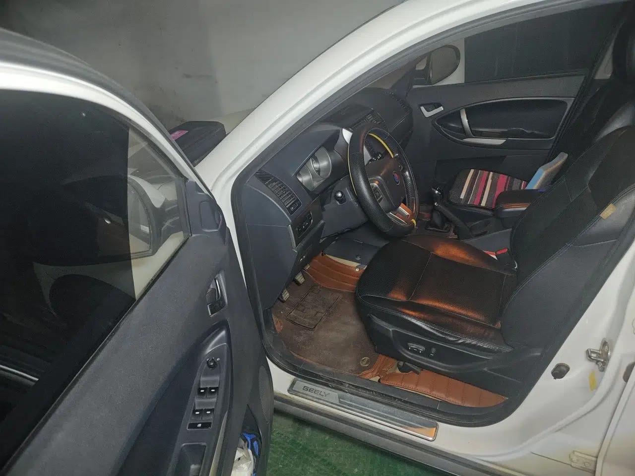 Geely Auto SX7 2013 1.8L Manual Luxury Model — миниатюра 17