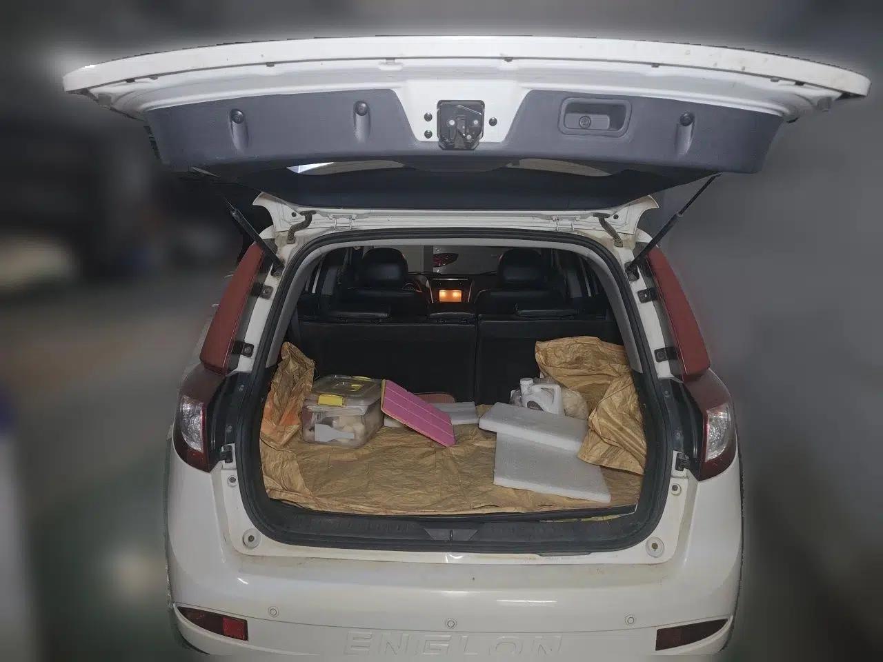 Geely Auto SX7 2013 1.8L Manual Luxury Model — миниатюра 20
